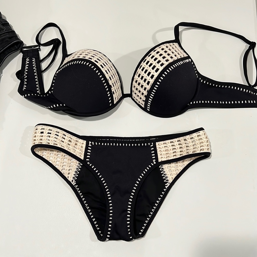 NWOT Victorias Secret bikini
